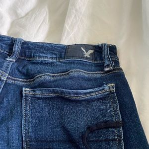 American Eagle blue jeans